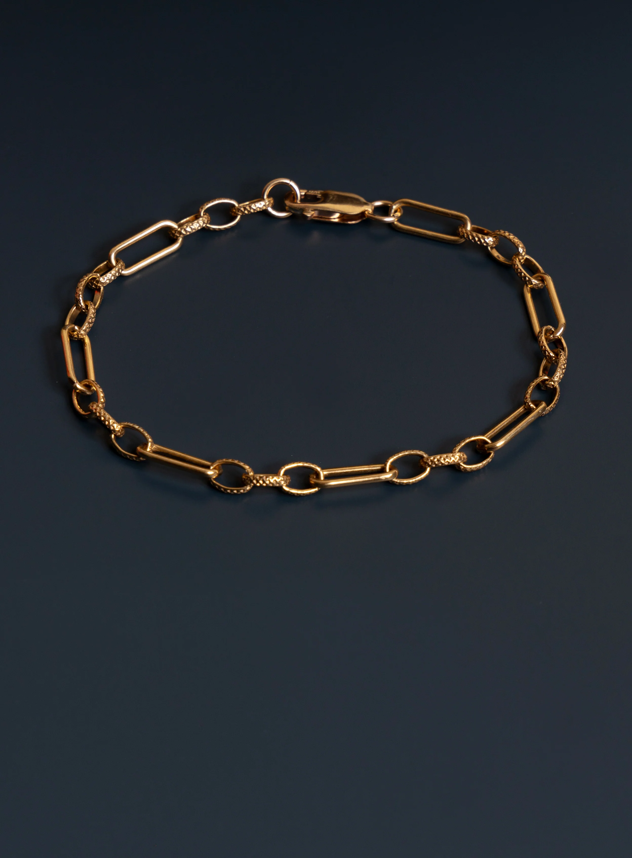14k Gold Filled Oval Cable Smooth and Textured Chain Bracelet for Men - Image 3