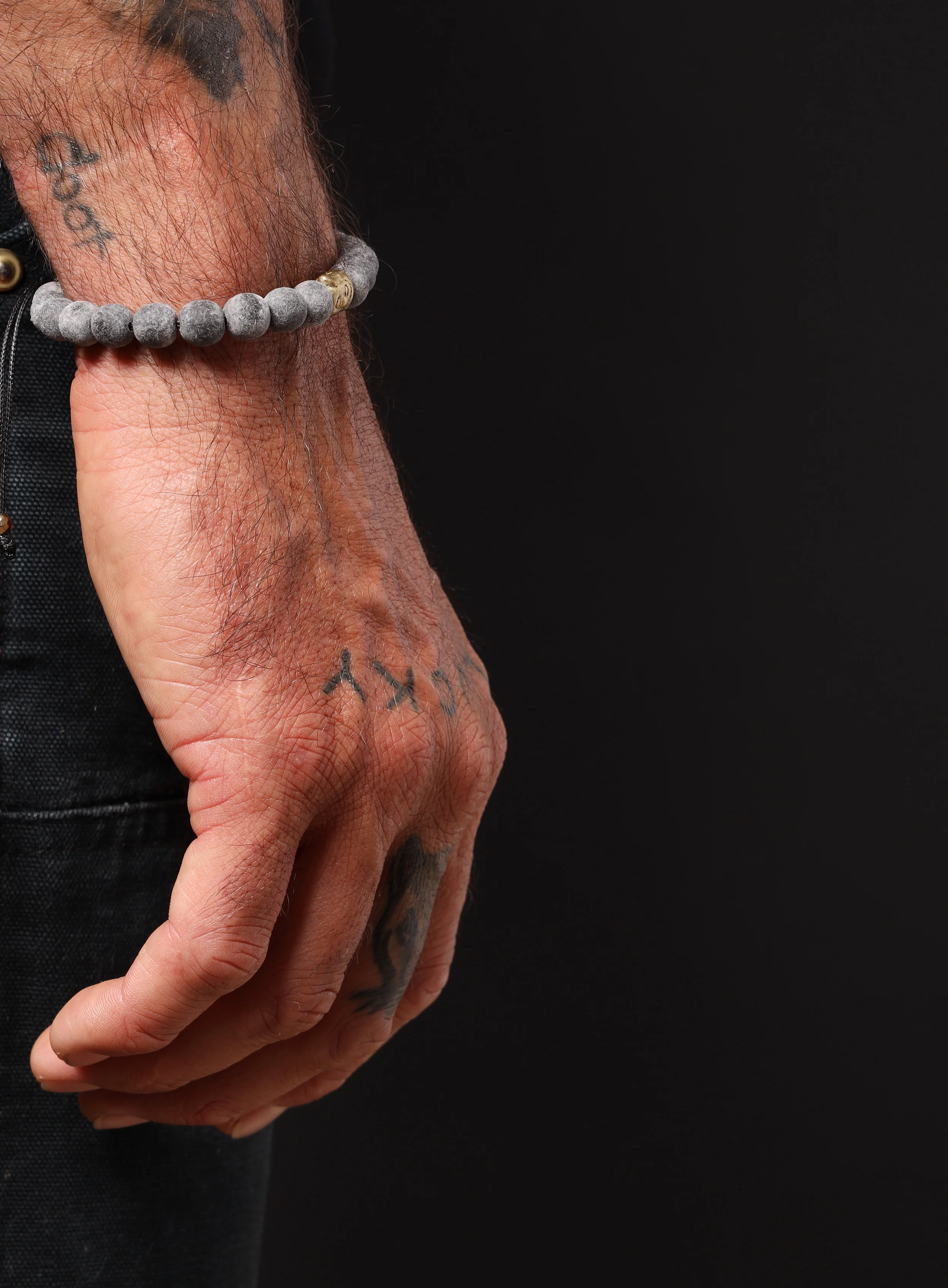 Gray wood and Gold buddha Bead Bracelet for Men - Image 6
