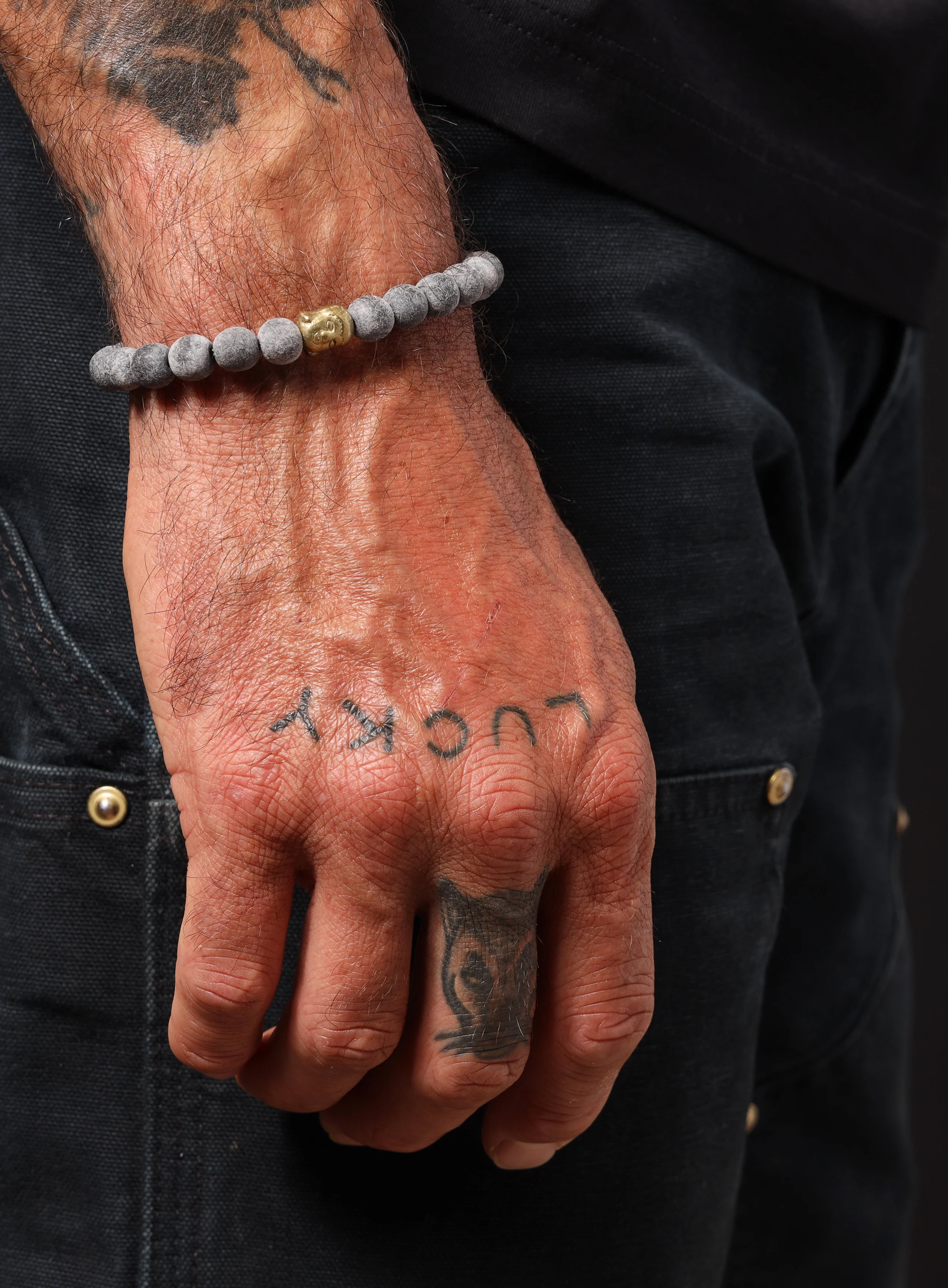 Gray wood and Gold buddha Bead Bracelet for Men - Image 8