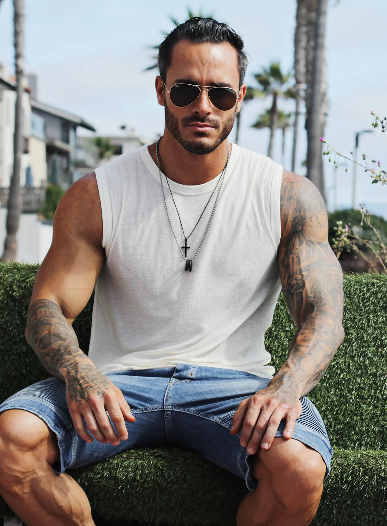 LARGE BLACK CROSS NECKLACE FOR MEN - Image 5