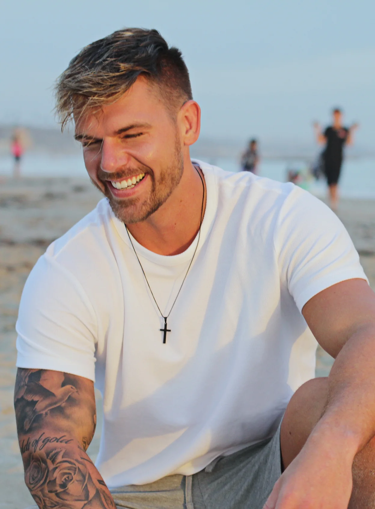 LARGE BLACK CROSS NECKLACE FOR MEN - Image 9