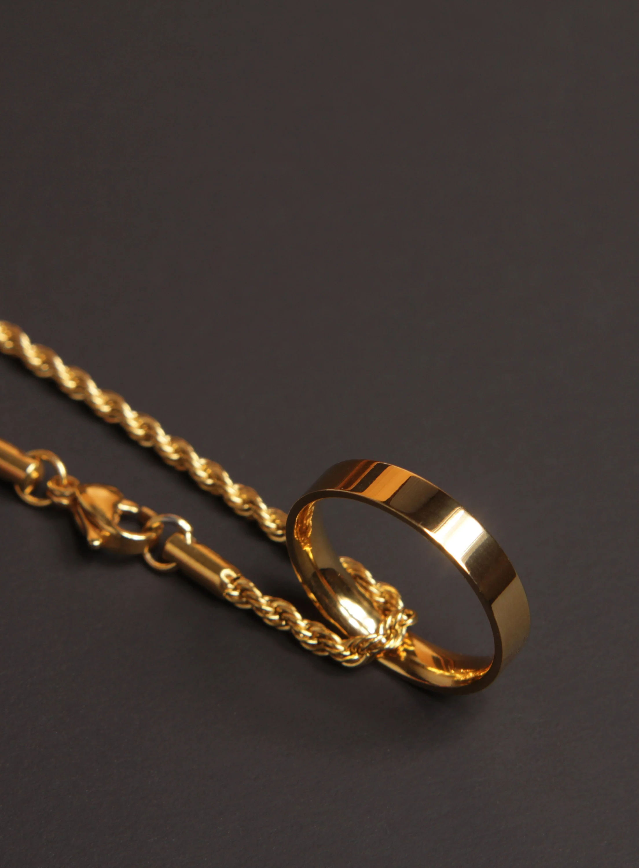 Gold Ring Necklace on rope chain - Image 4
