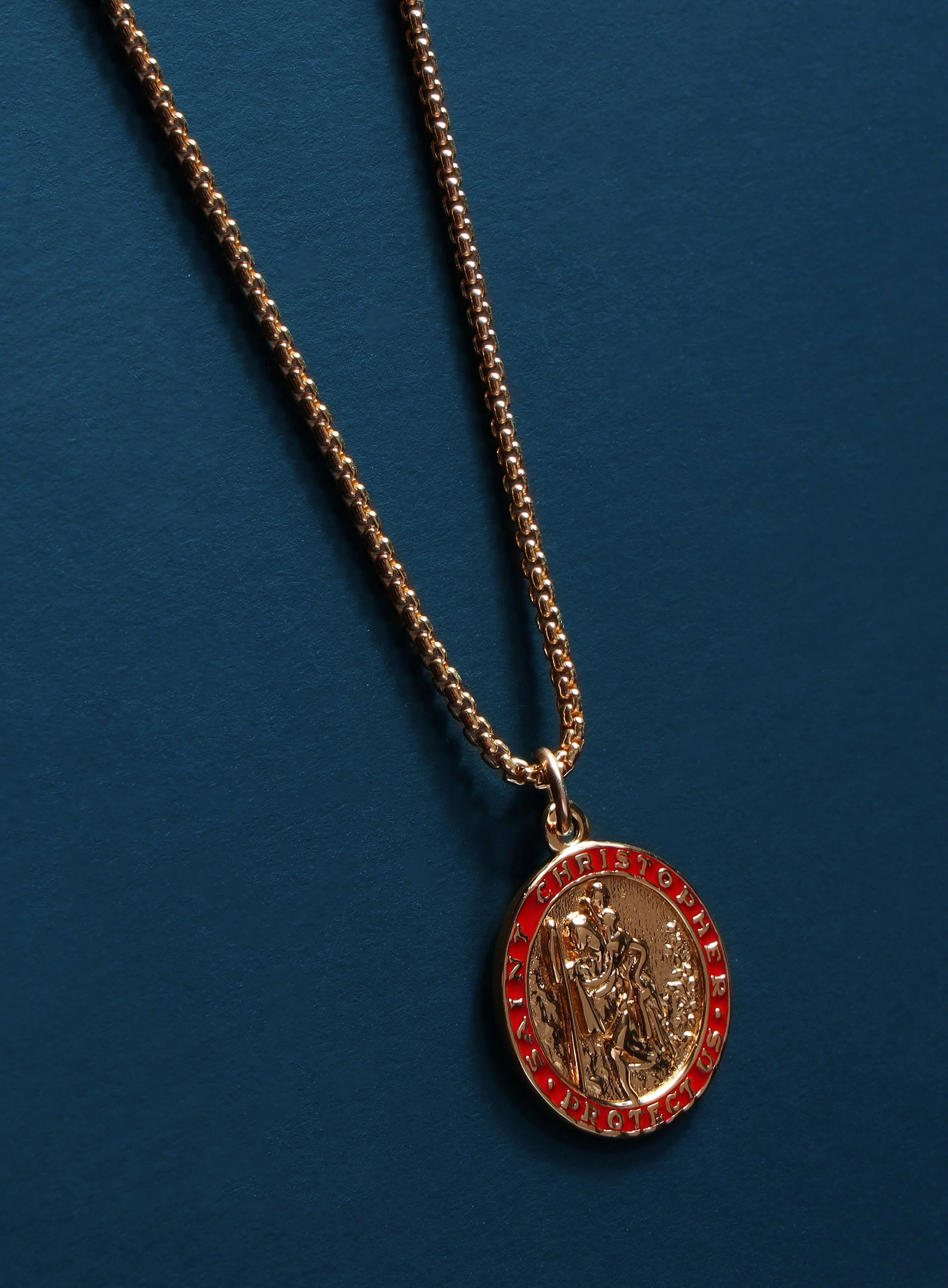 Gold Saint Christopher Red enamel pendant - Image 4