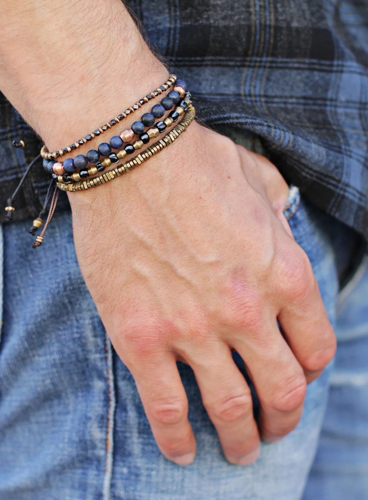Raw Brass Triangles Beaded Men's Bracelet - Image 5