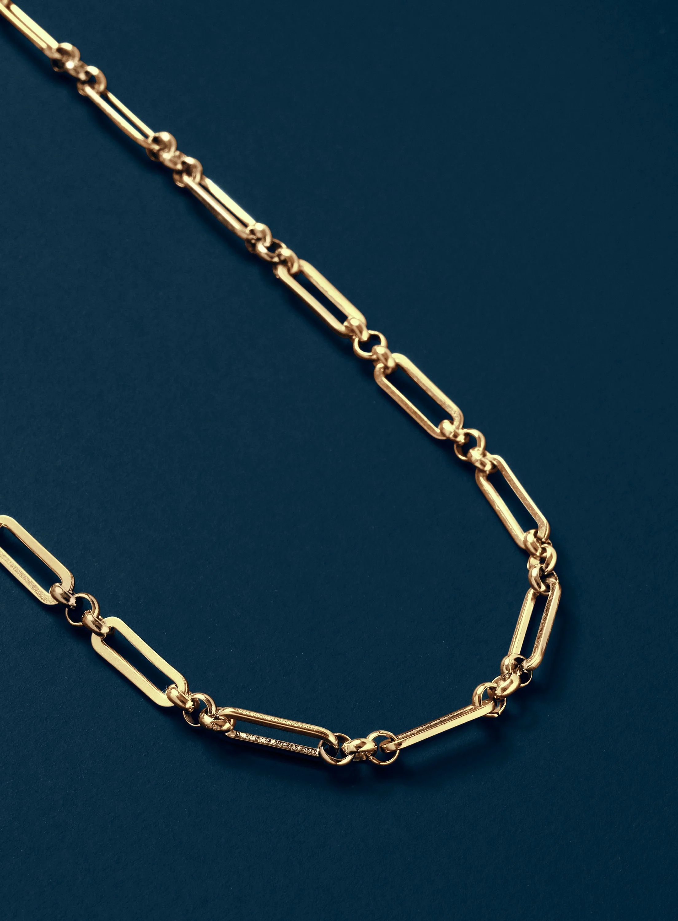 Men's Gold 4.5mm Elongated Cable Chain Necklace - Image 4