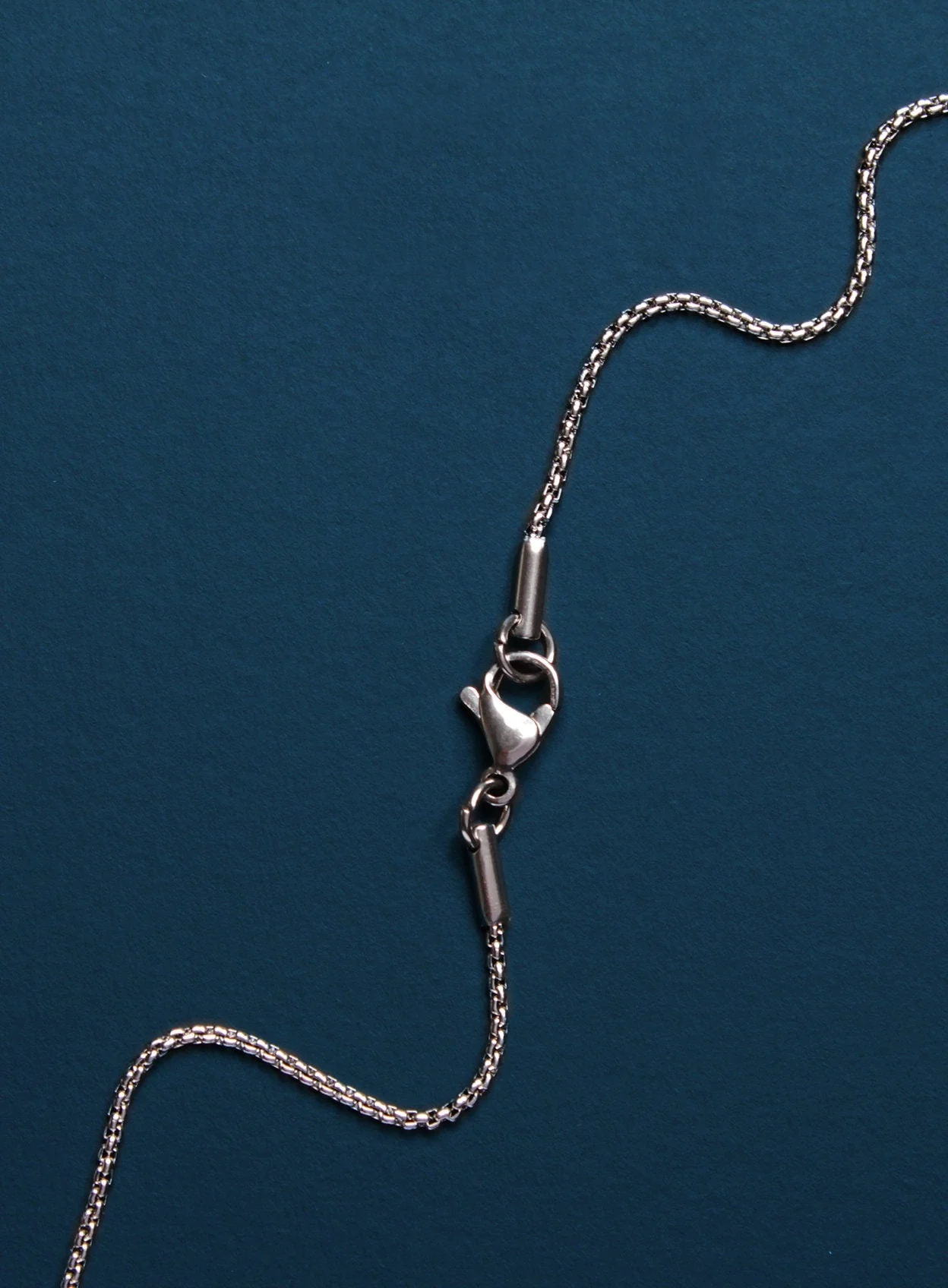 Sweatproof + Waterproof Large Mens Silver Cross (Bamboo Style) - Image 6