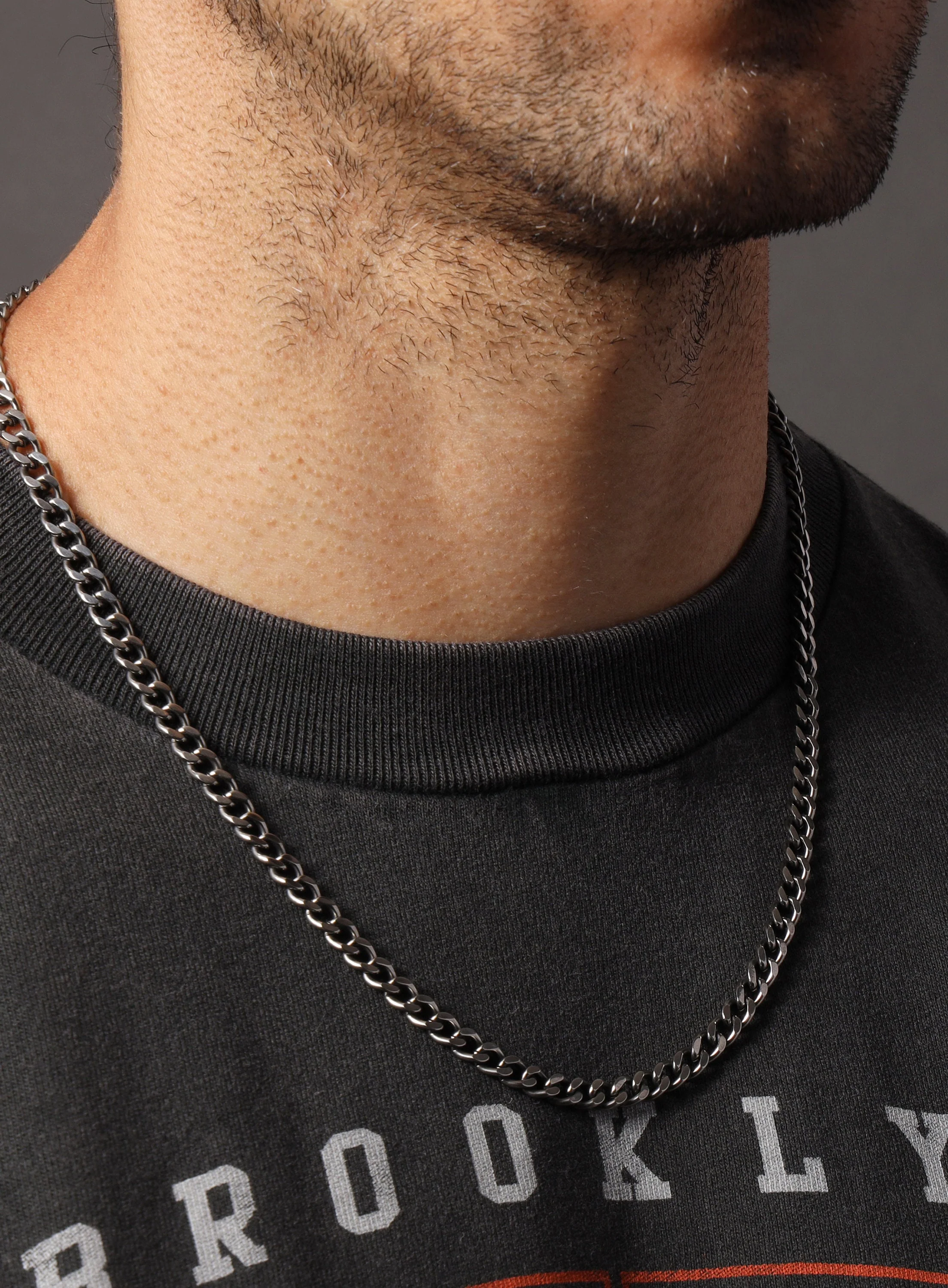 5.5mm Darkened Steel Cuban link chain - Image 3