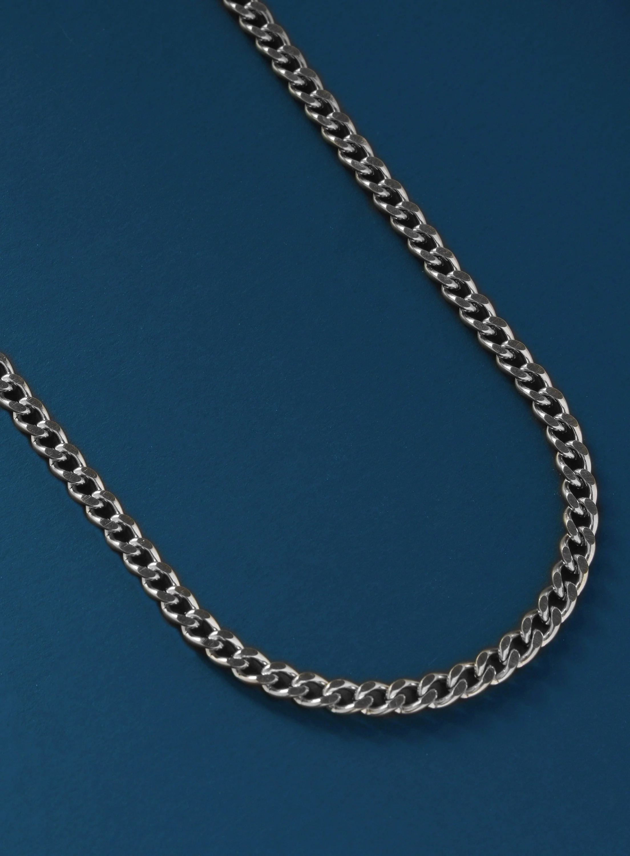 Waterproof Cuban Chain 4mm - Image 8