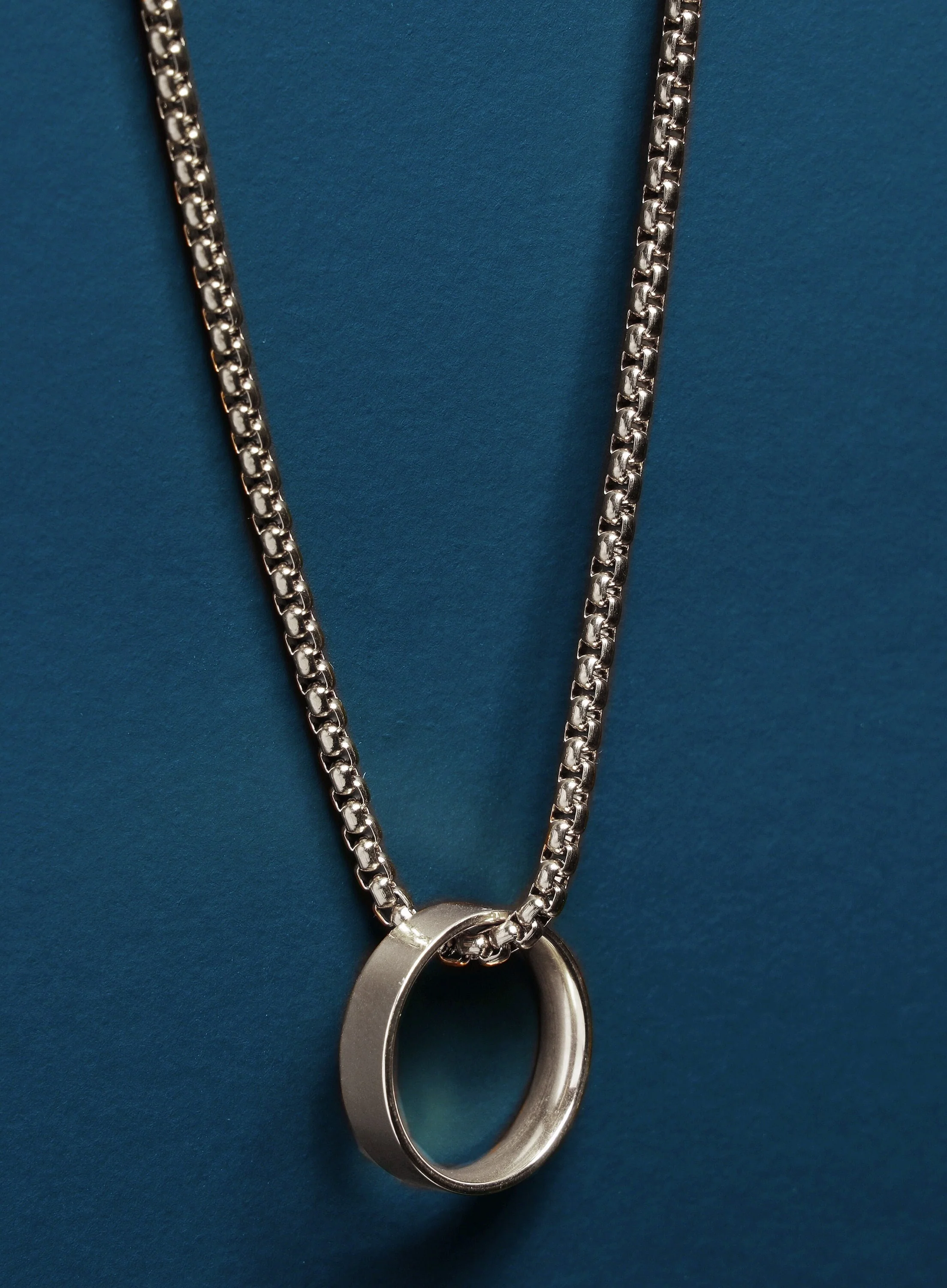 Waterproof Stainless Steel Ring on 3mm Venetian Round Box Chain