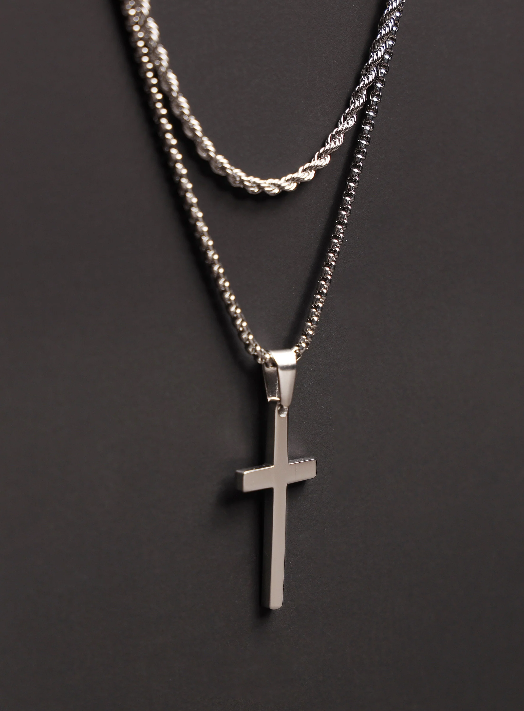 Waterproof Necklace set for men with Large Cross and rope chain - Image 4