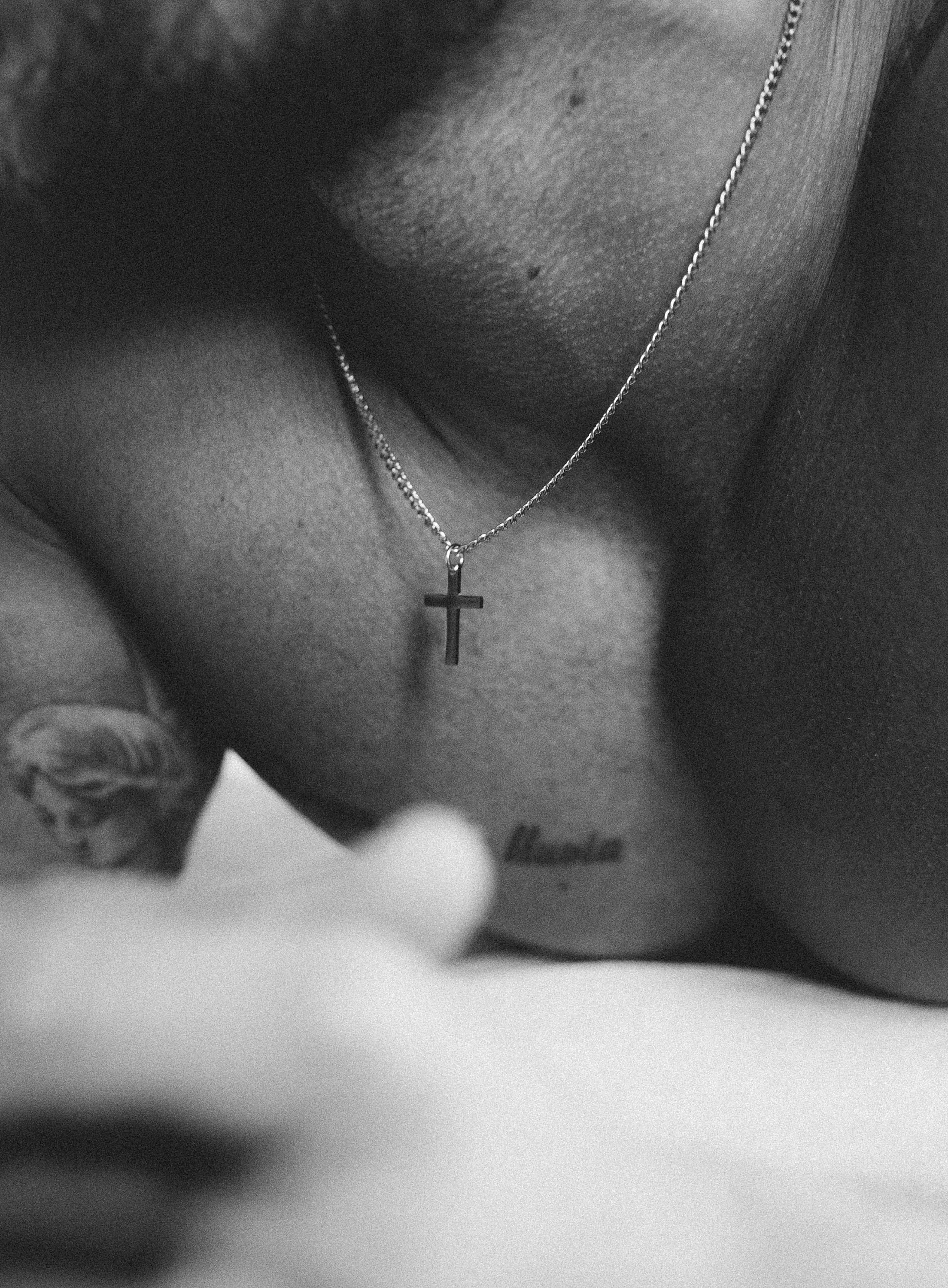 Waterproof Stainless Steel Cross For Men - Image 11