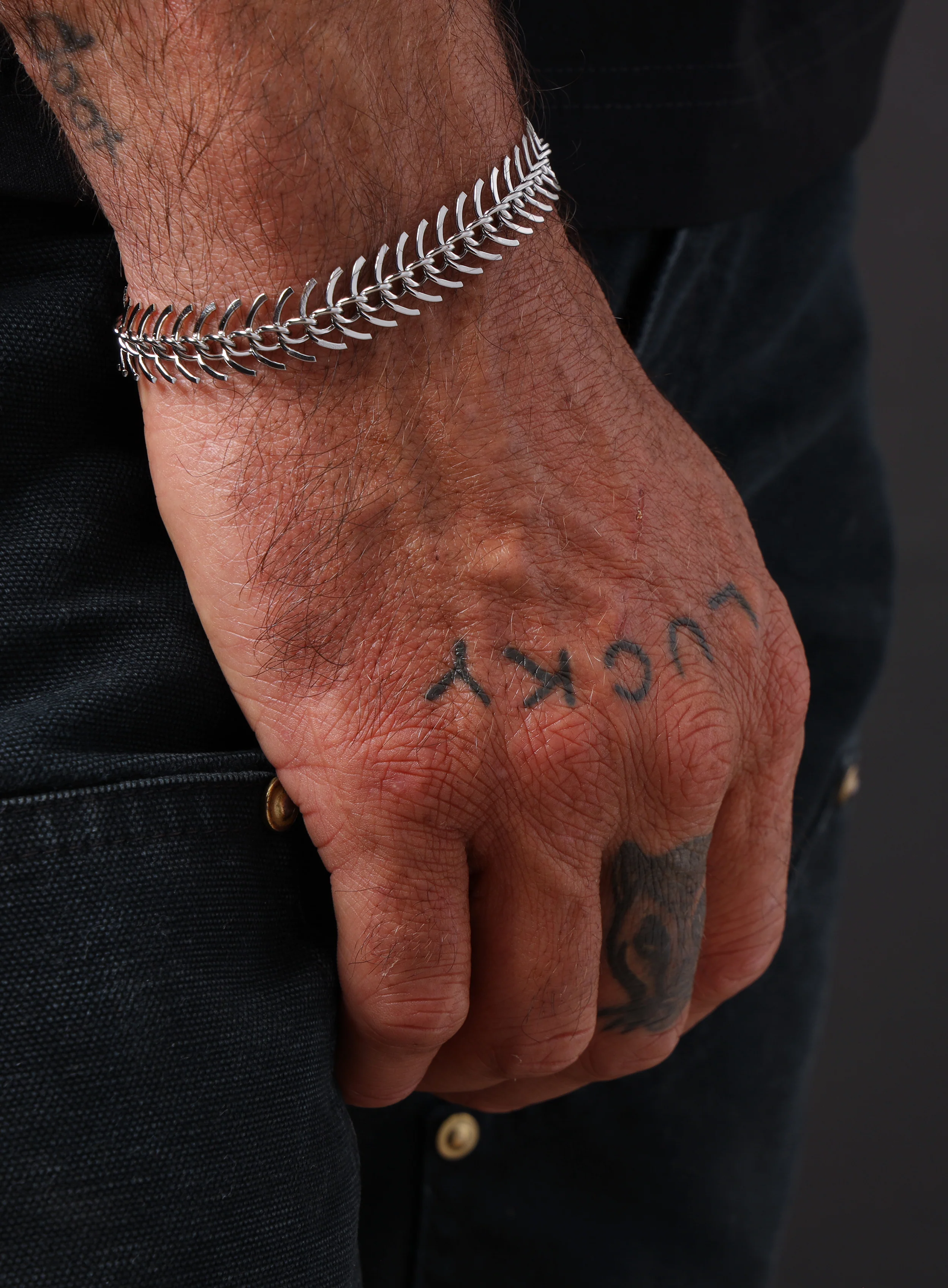 Waterproof Stainless Steel Spine Chain Bracelet - Image 8